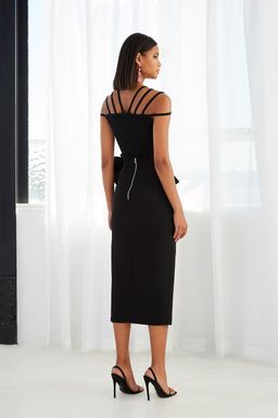 By Johnny Betina Bow Split Skirt black Size 12 for rent on The Volte - image 2