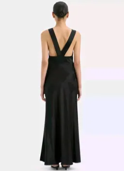 Sir The Label Aries Gown in Black Size 4 AU 14 for rent on The Volte - image 3