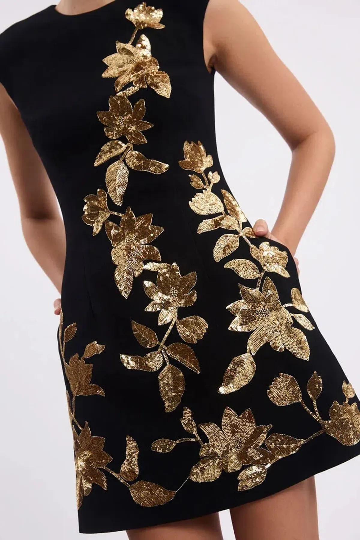 Rebecca Vallance Versailles Mini; black; size 10  - Image 2