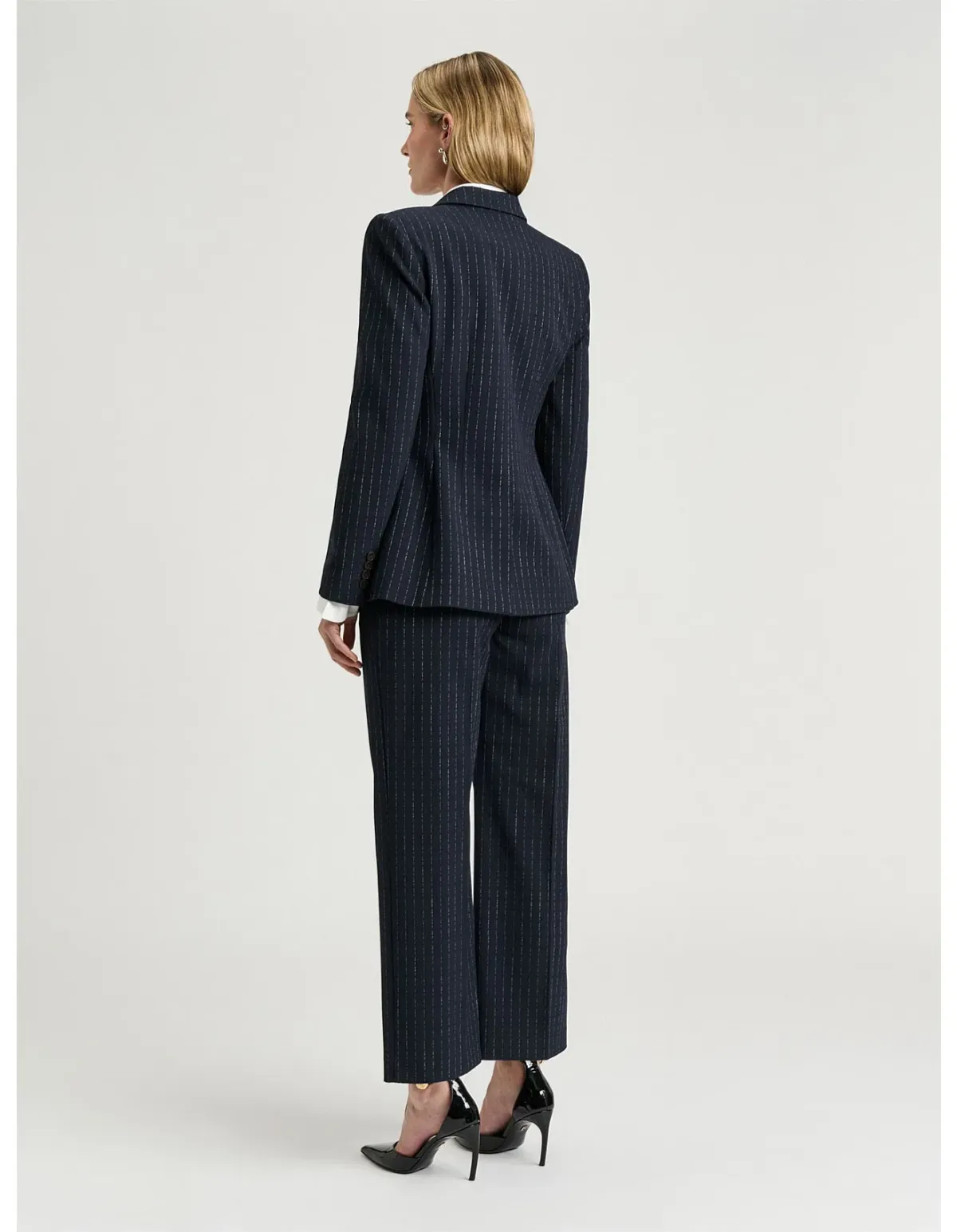 Veronika Maine Navy Pinstripe Fitted Blazer Size 12 AU - Image 4