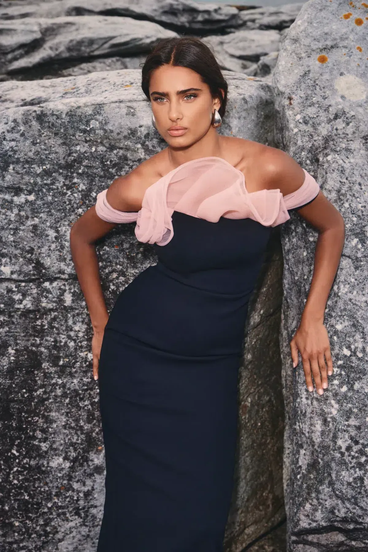 🌹SONYA MODA Caspian Gown in BLACK DE ROSE PINK - Size M / 10 AU🌹Formal Maxi Dress🌹 - Image 1