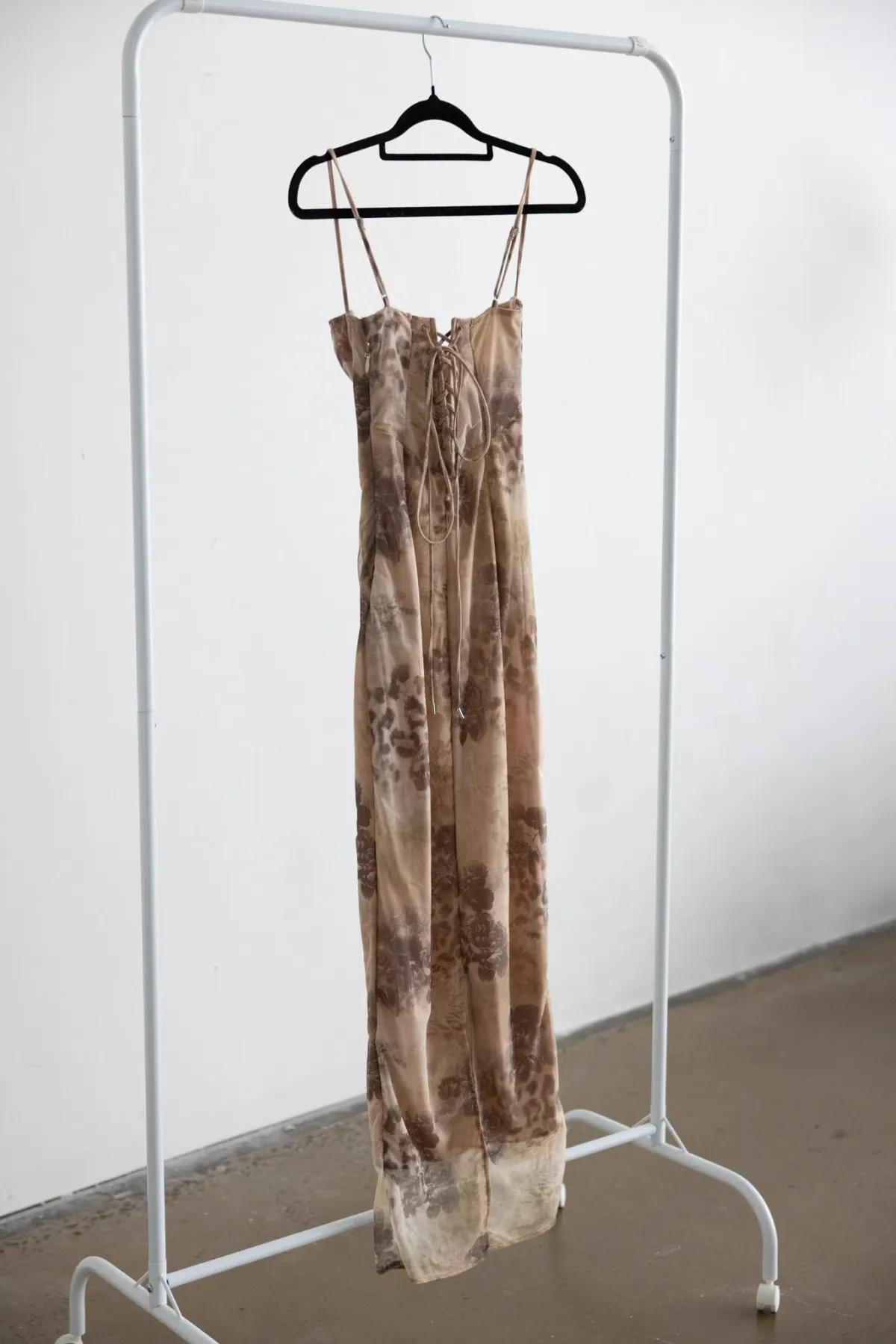 House of CB Aiza Cream Floral Print Maxi Dress - Image 6
