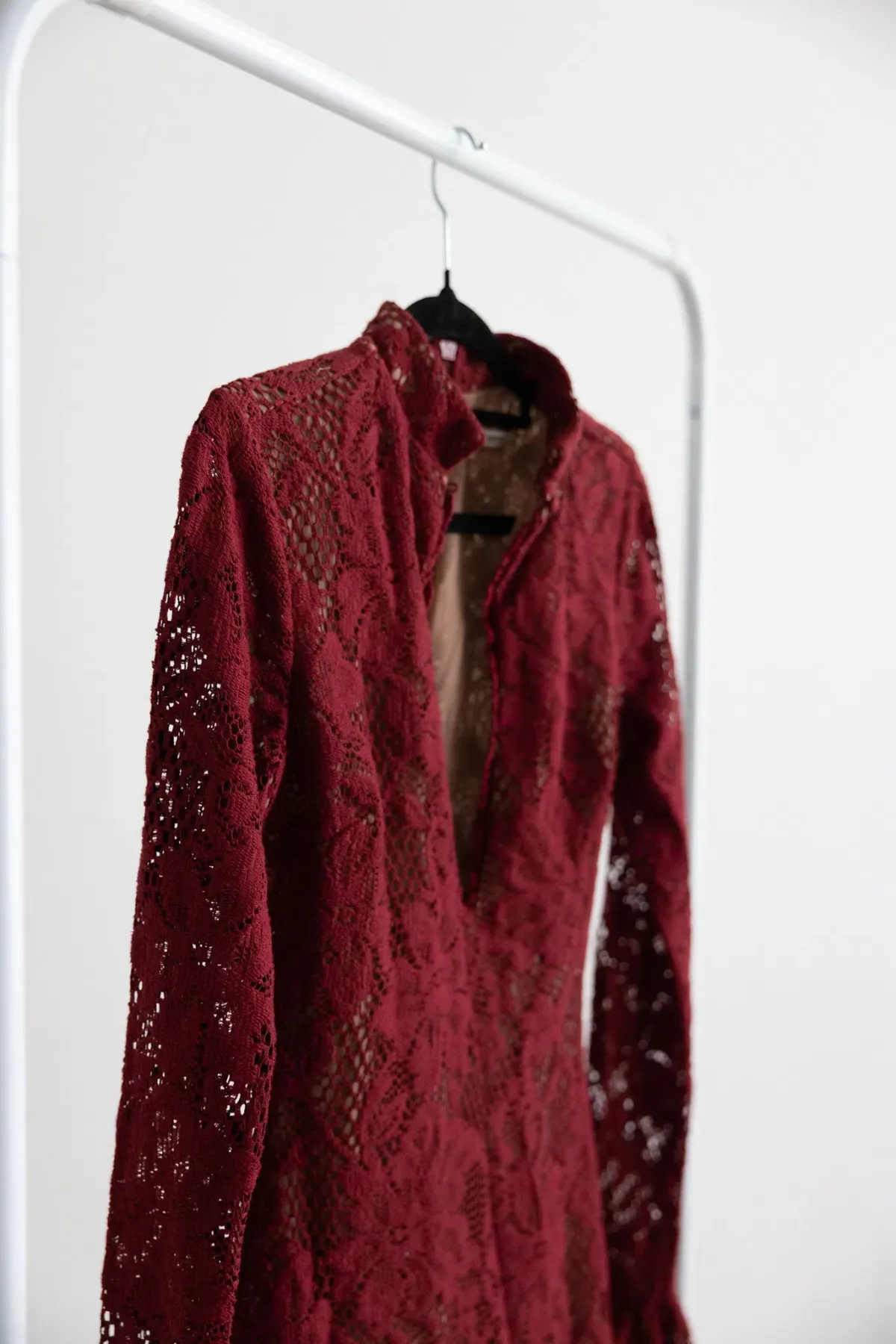House Of CB Pierette Berry Lace Midi Dress - Image 8