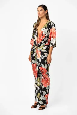 One Fell Swoop Alex Kimono Kuro Hana for rent on The Volte - image 2