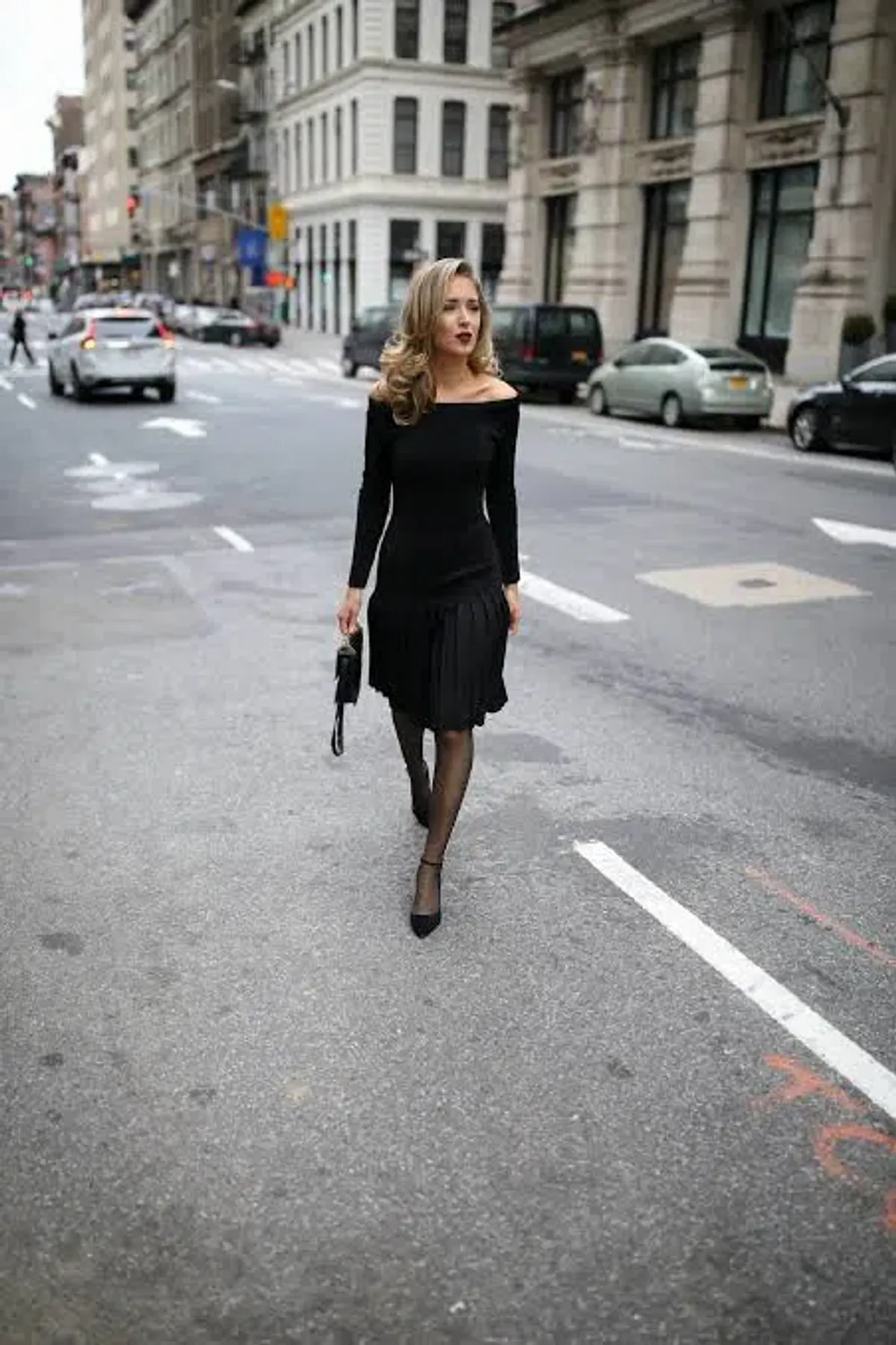 Rebecca Vallance off-shoulder pleated knit sparkle black dress | Size AU 10 - Image 2