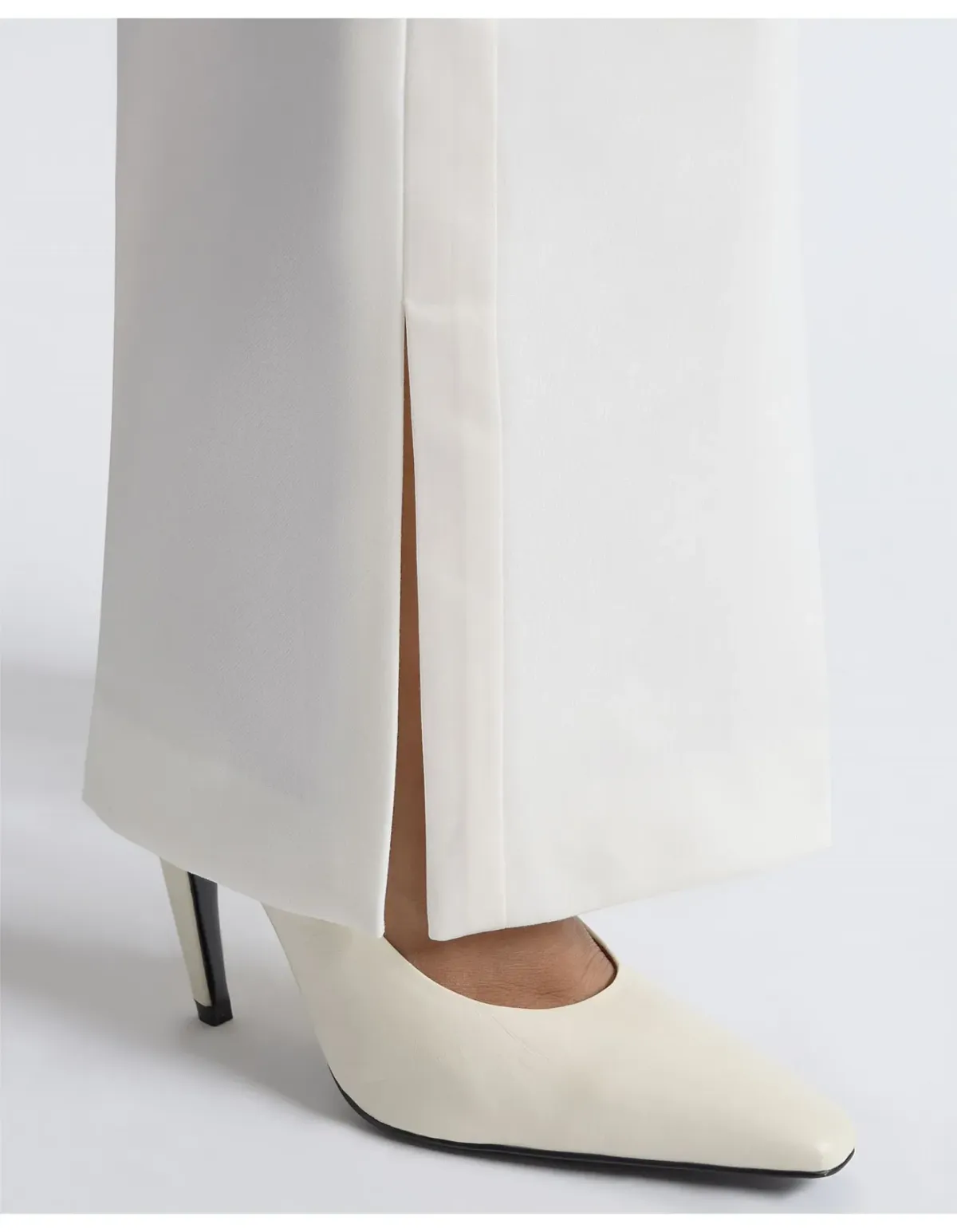 Cue Satin Waistband Straight Leg Pant White Size 6 - Image 4