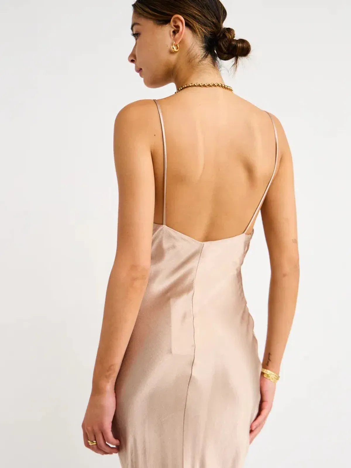 Bec and Bridge Lorelai V Maxi Dress in Smoke Taupe Size 6 - Image 4