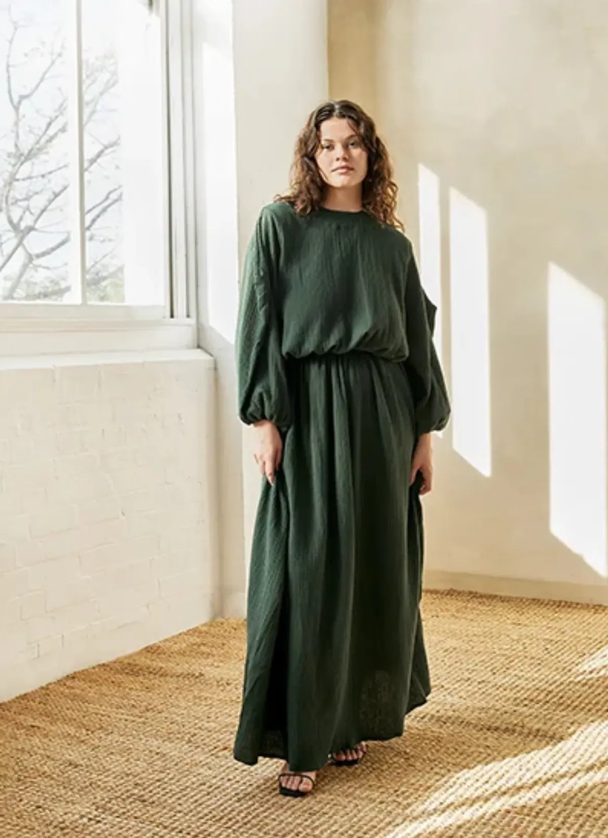 Albus Lumen Licentia Maxi Dress size 10 Green - Image 1