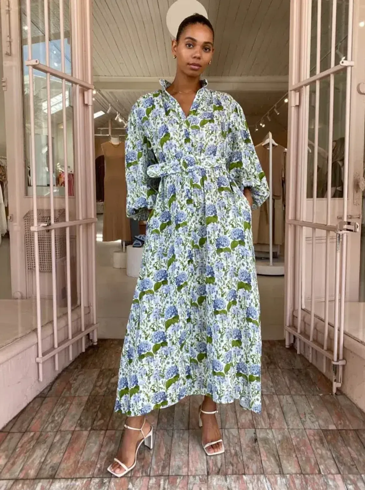 Palm Noosa Noddy Maxi in Blue Blooms Size 8 - Image 1