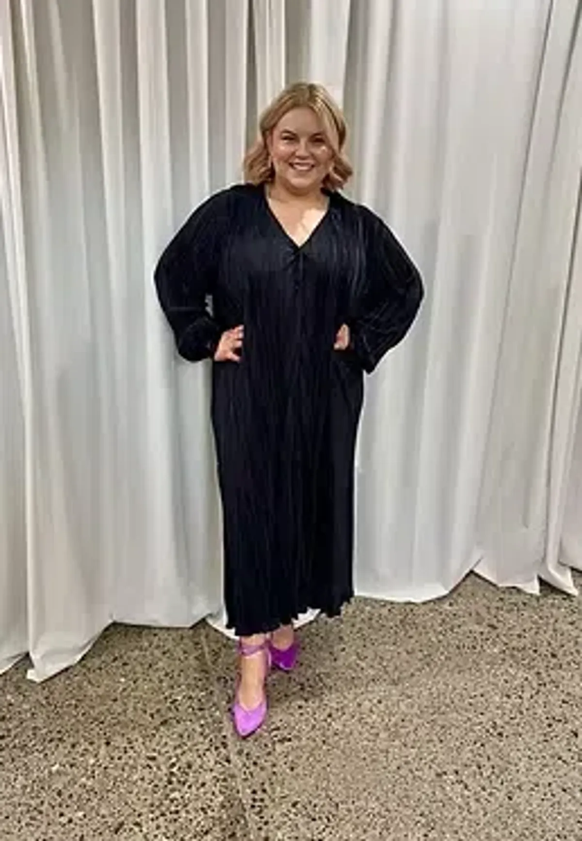 Donelli Midi Dress - Plisse Oversized Collared Shirt Dress - Image 2