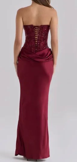 House of CB Samina Maxi Red M/10-12 for rent on The Volte - image 3