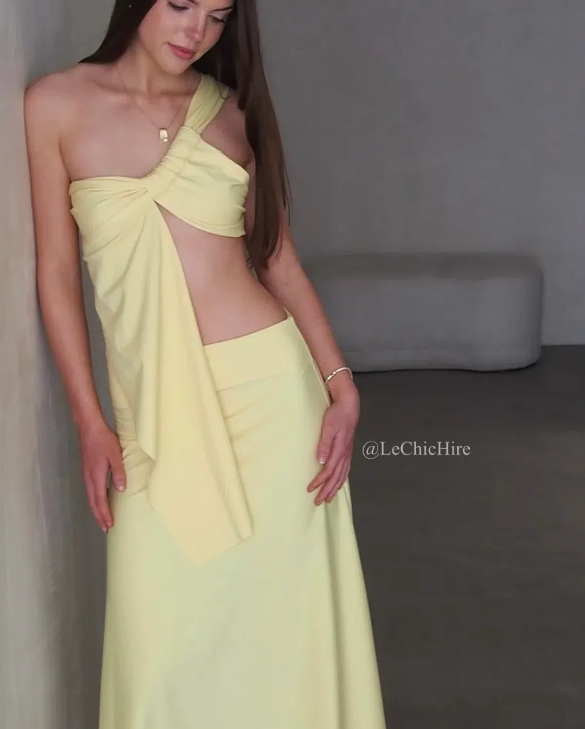 GARMENTS BY EL | BELL SET | BUTTER | SIZE AU XS-S - Image 1