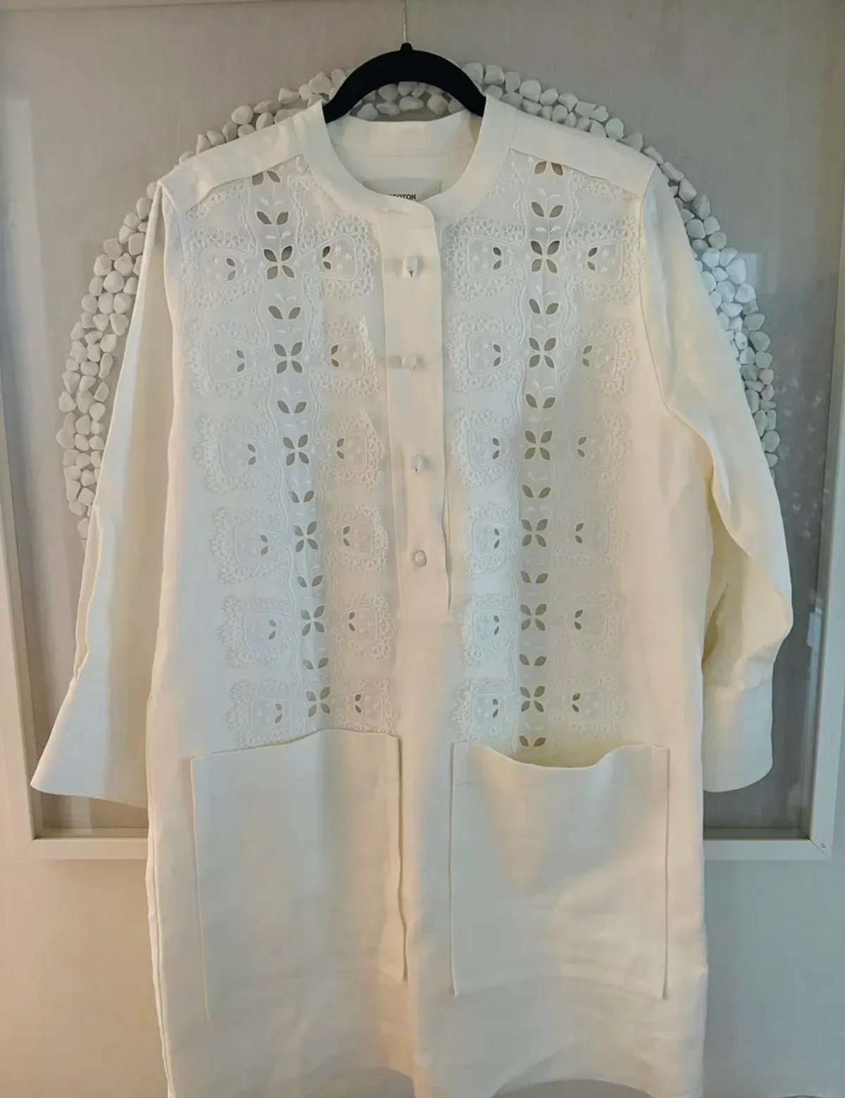Oroton button-front shirt cutout embroidery panels on the front Size:10 Ivory colour  - Image 2