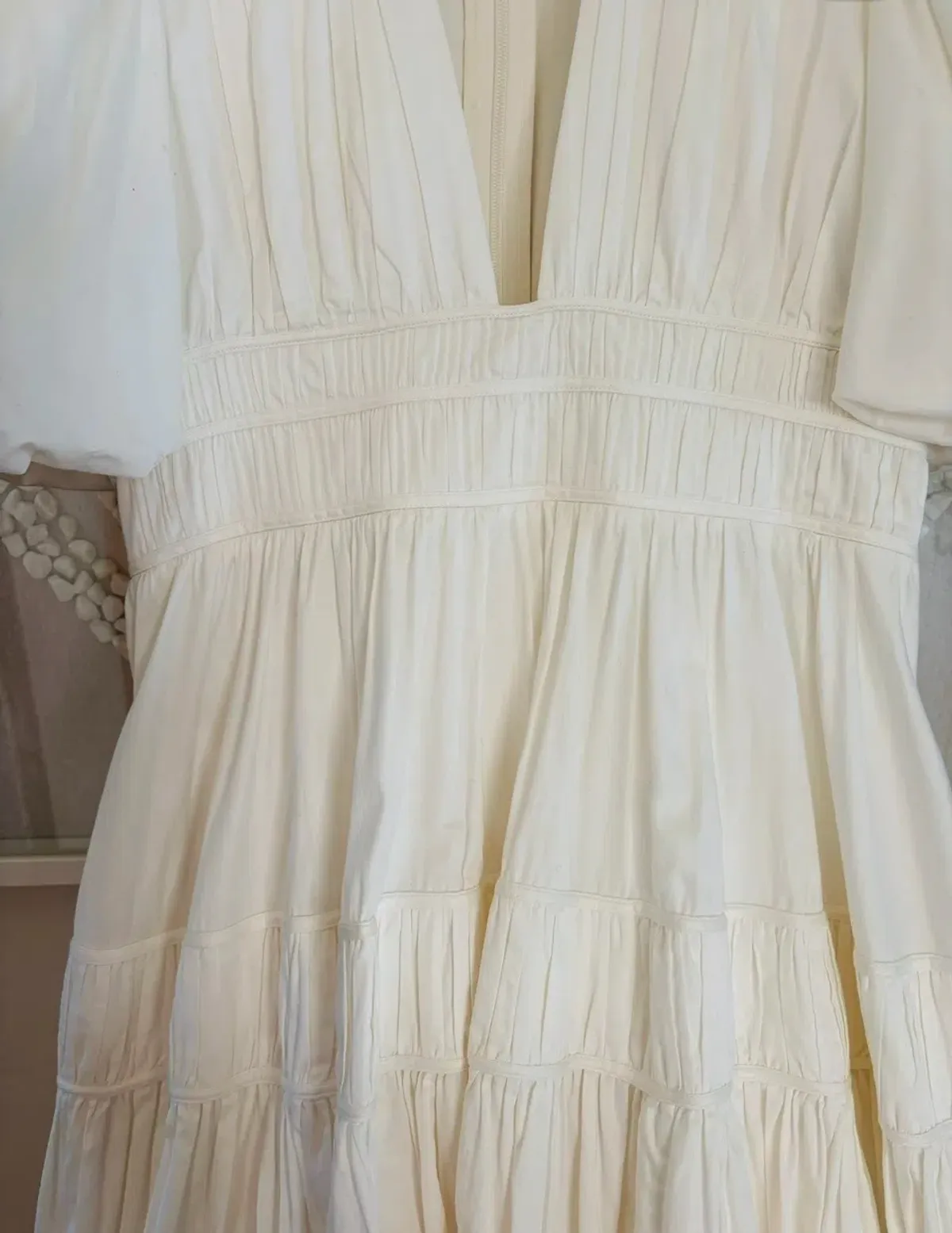 As New - AJE NEW - FALLINGWATER RUCHED WHITE MIDI DRESS Size:12 - Image 3