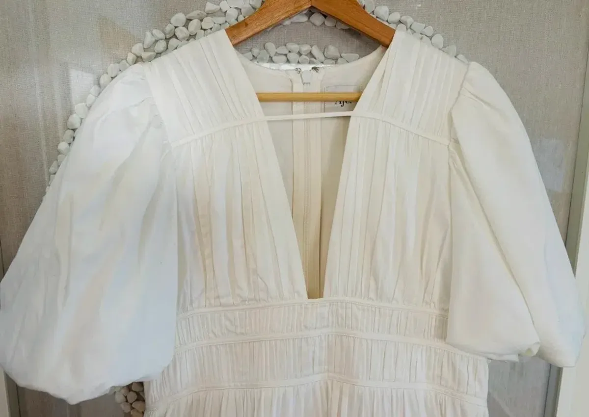 As New - AJE NEW - FALLINGWATER RUCHED WHITE MIDI DRESS Size:12 - Image 9