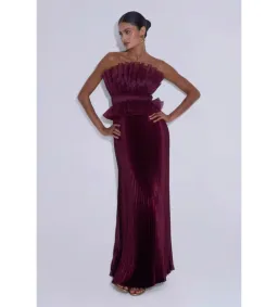 L'Idee Masquerade Gown in Wine Size AU14 for rent on The Volte - image 2