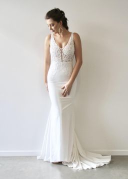Freddie Gown for rent on The Volte - image 1