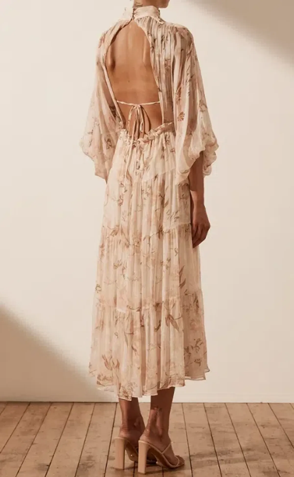 Shona Joy Nina Long Sleeve Backless Tiered Midi Dress Print Size 8 - Image 3
