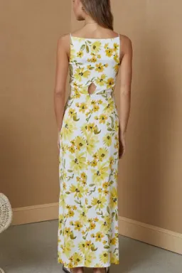 Bec & Bridge Daphne Maxi Dress Print Size 6 for rent on The Volte - image 2