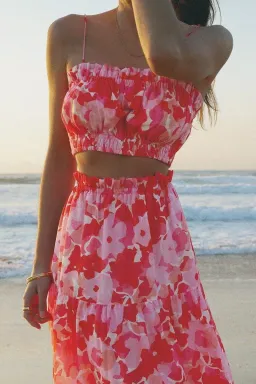 Steele Layla Crop and Flora Skirt Set Print Size 6/8 for rent on The Volte - image 6