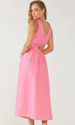 Sovere Mode Midi Dress Pink Size 6 for rent on The Volte - image 2