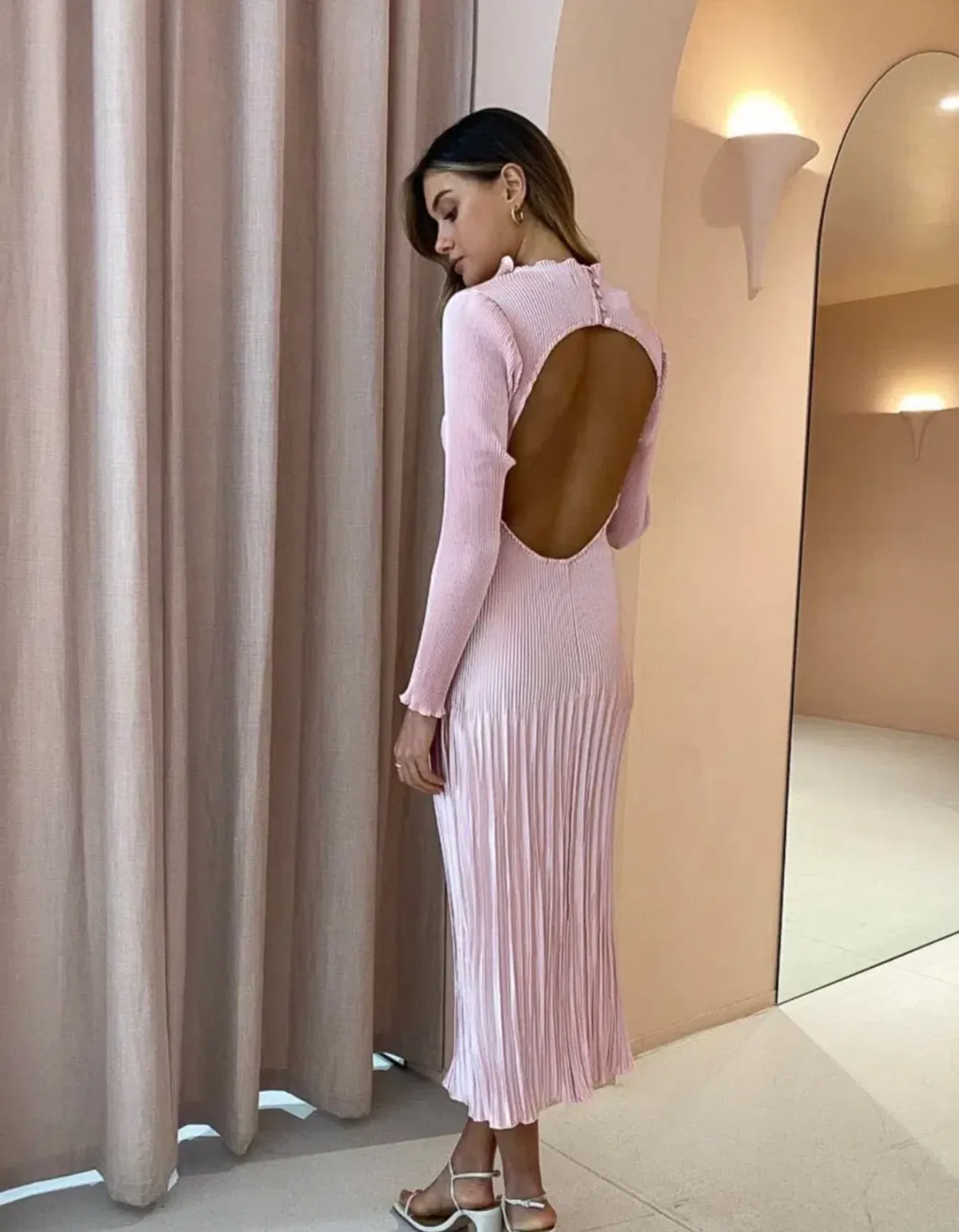 L'Idee Soiree Long Sleeve Backless Gown Ballet Pink Size AU 12 - Image 2