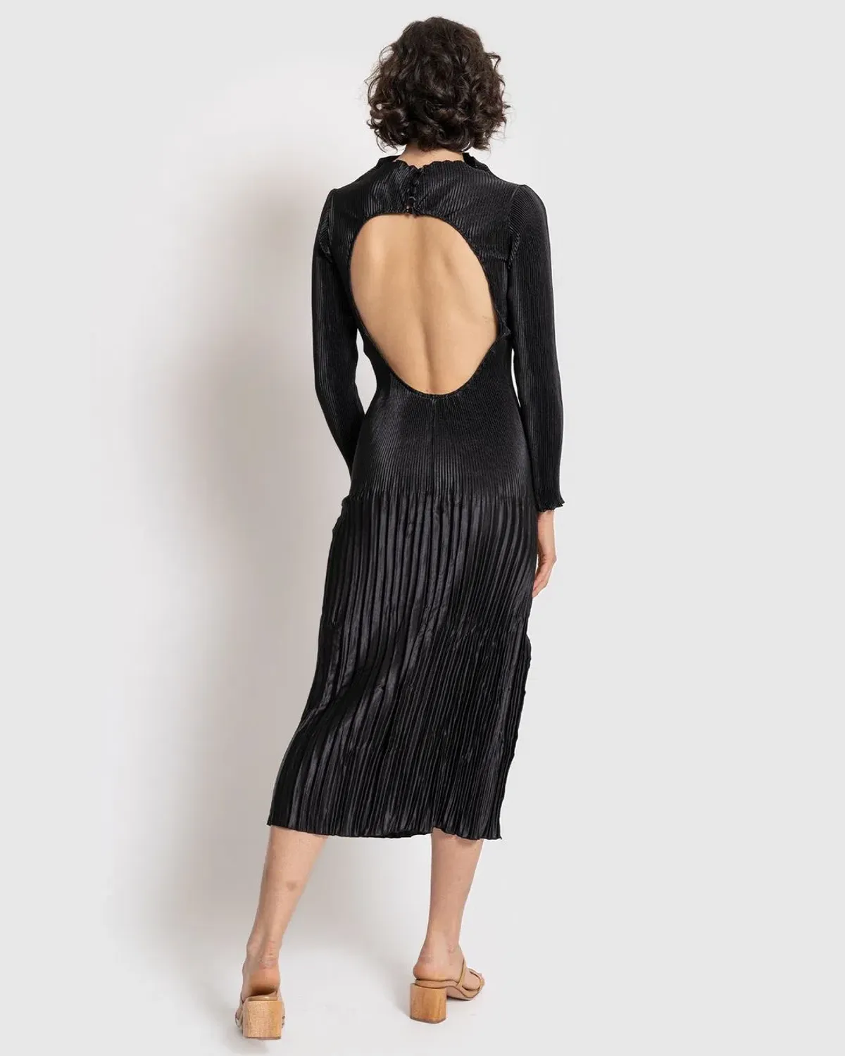 L’Idee Soirée Pleated Backless Long Sleeve Dress Black Size 8 - Image 2