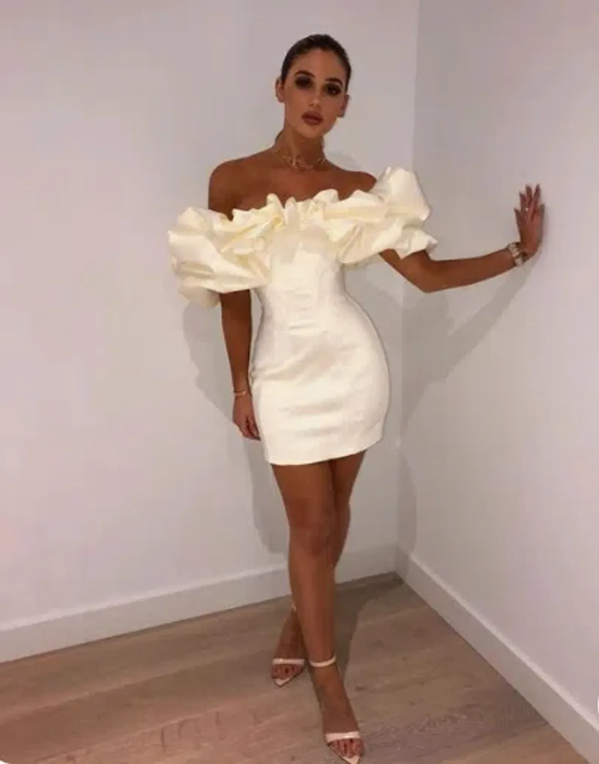 House of CB Selena Satin Ruffle Strapless Mini Dress Ivory White Size XS / Au 6 - Image 7