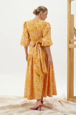 Mon Renn Monarch Midi Dress Print Size 10  for rent on The Volte - image 3
