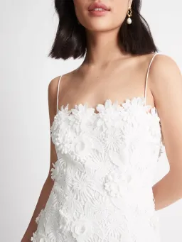 Sheike Halo Dress White Size 6  for rent on The Volte - image 1