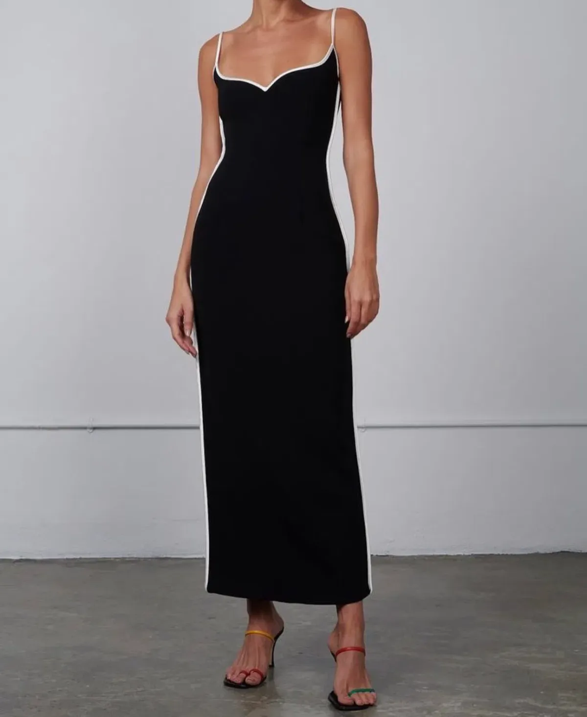 Paris Georgia Heart Dress Black Size 8 - Image 1