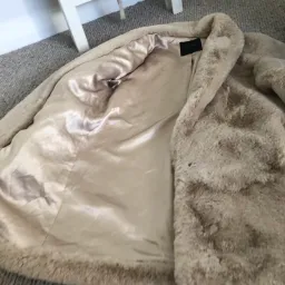 San Sloane Crawford Faux Fur Jacket Light Tan Size XS / Au 6 for rent on The Volte - image 5