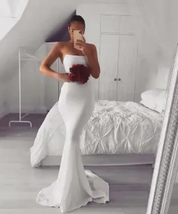 Meshki Farrah Gown White Size 6 for rent on The Volte - image 2