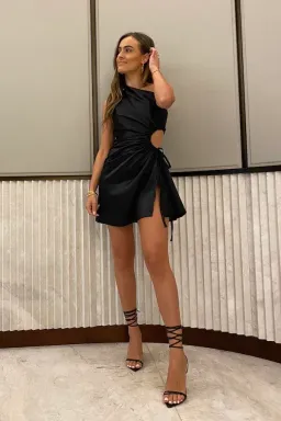 Sonya Moda Nour Mini Dress Black Size 10  for rent on The Volte - image 1