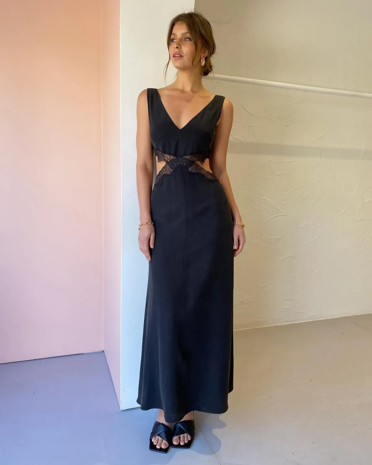 Sir the Label Alma Cut Out Dress in Black Size 0 / AU 6 - Image 5