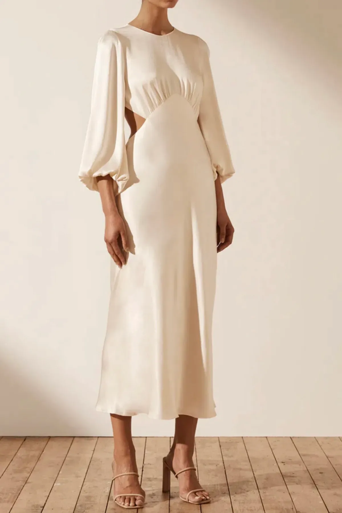 Shona Joy La Lune Open Back Balloon Sleeve Midi Dress in Cream Size 6 - Image 1