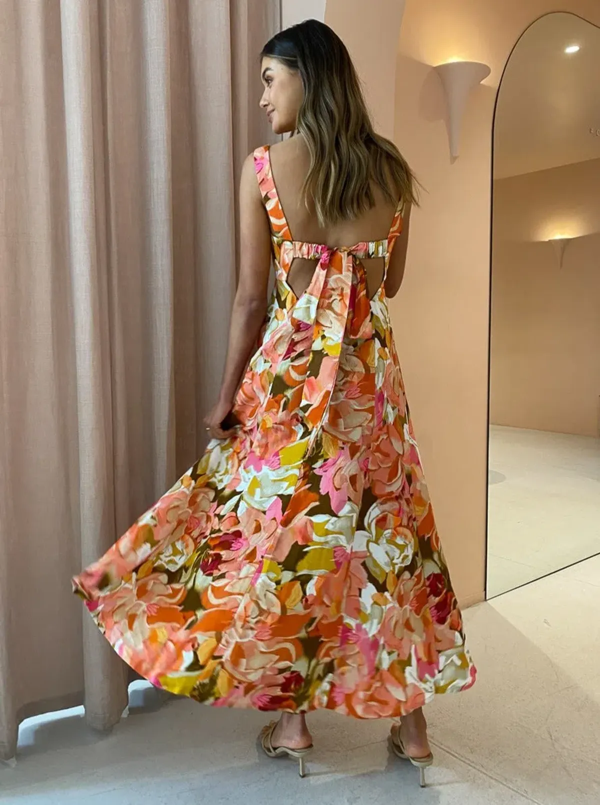 Acler Tate Midi Dress in Pink Bouquet Size 14 - Image 2