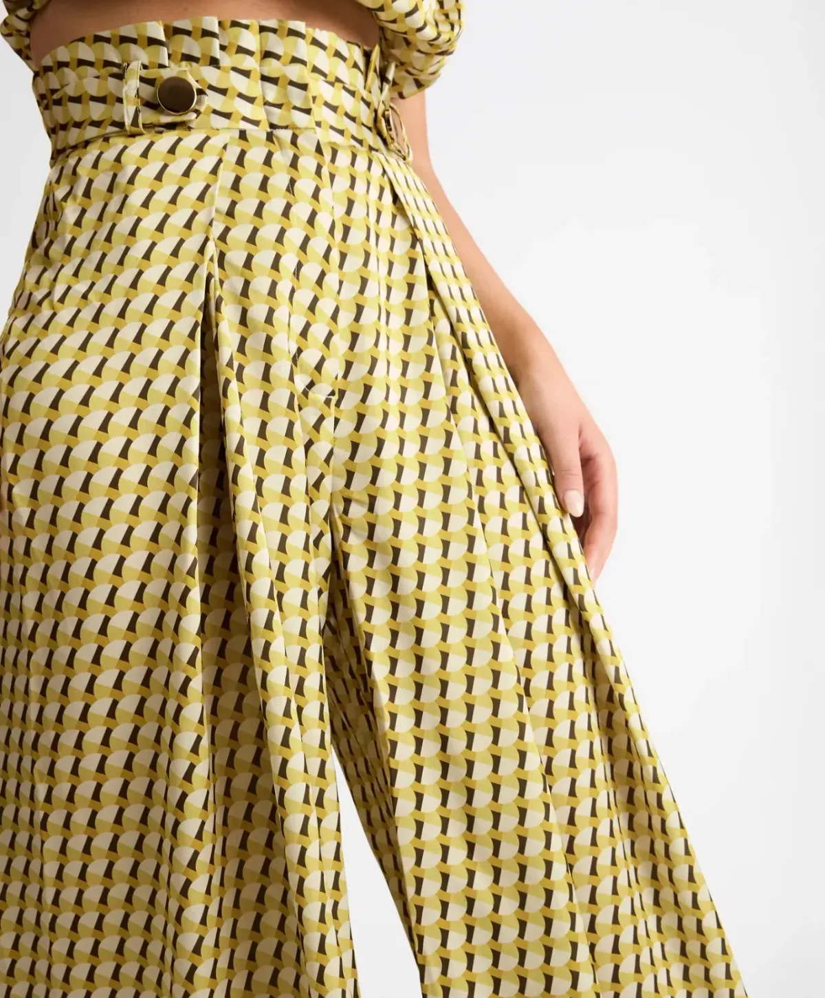 Sheike Revolution Top and Pant Set Yellow Print Size 6 - Image 4