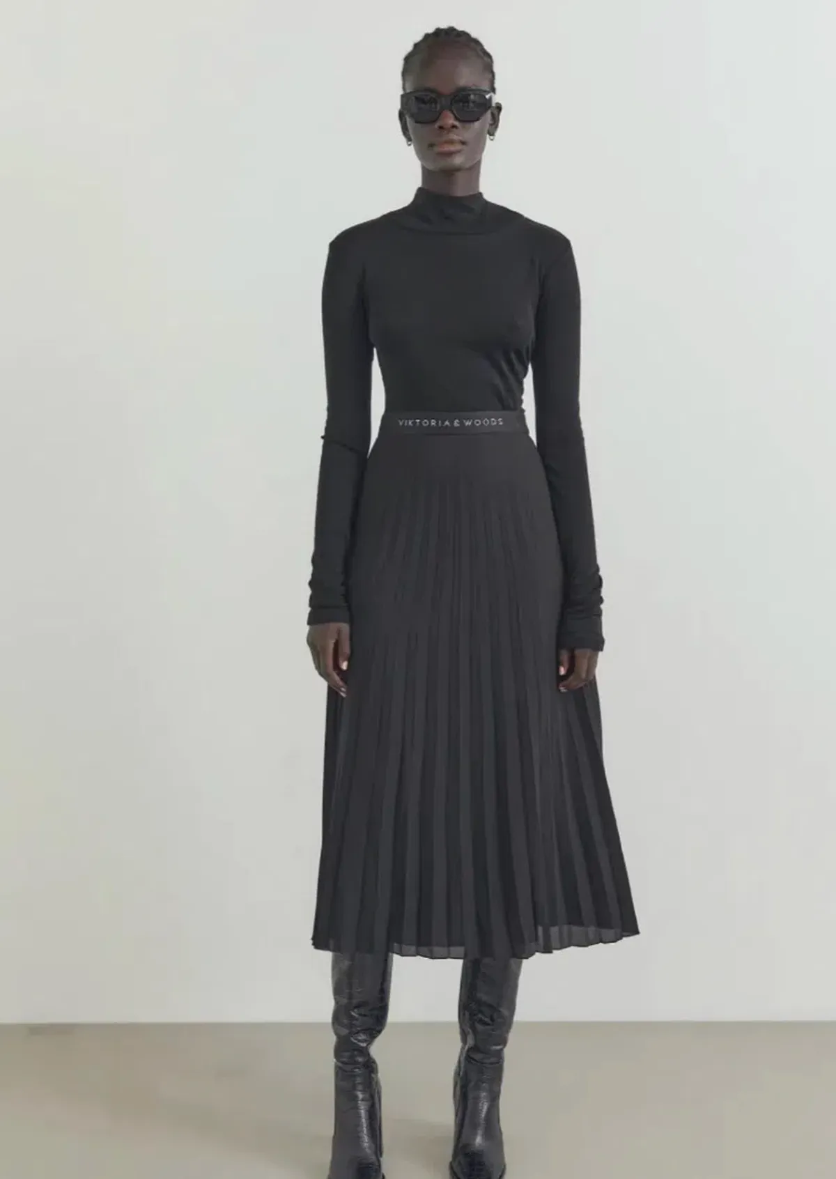 Victoria and Woods Tuscany Skirt Black Size 6 - Image 1