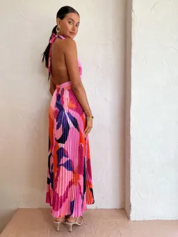 Lidee Renaissance Gown in Capri Print Pink Size 6 / XS for rent on The Volte - image 3