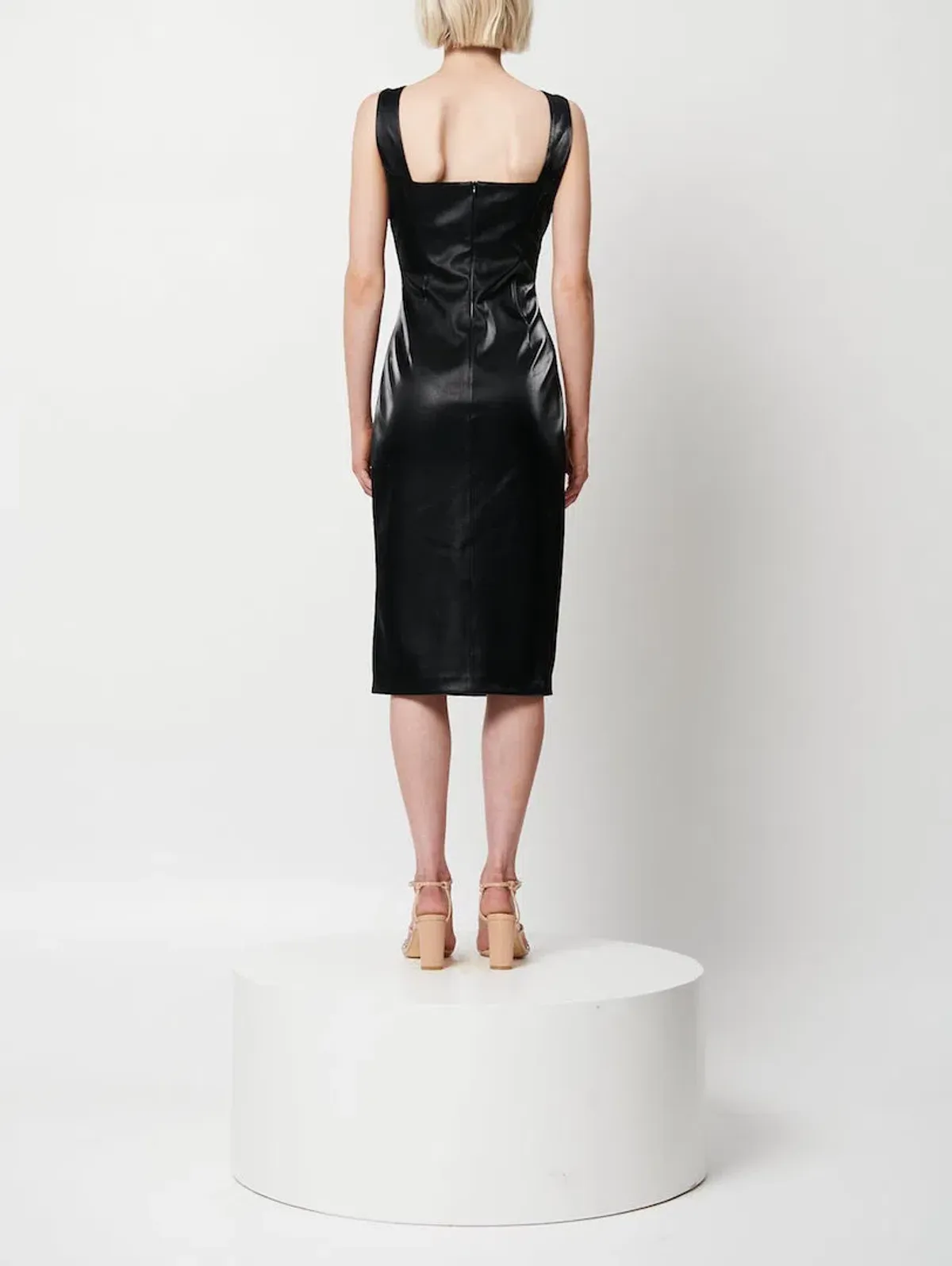 Elliatt Grevillea Midi Dress in Black Size 8 - Image 3