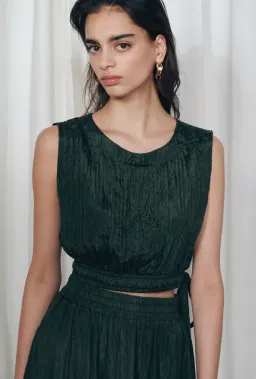 Silk Laundry Crinkle Sleeveless Crop Top Cedar Green Size AU 8  for rent on The Volte - image 2