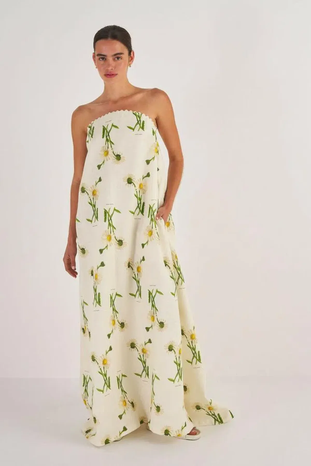 Oroton Field Daisy Gown in Soft Cream Size 10 - Image 1