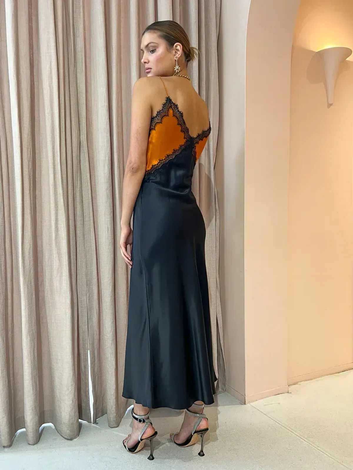Ginia Sadie Dress In Black Size AU 6 - Image 2