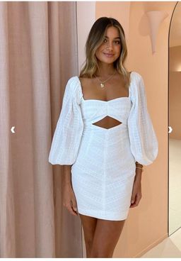 Bec & Bridge Romantique Mini Dress White Size 10 for rent on The Volte - image 2