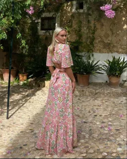 Hansen & Gretel Flores Dress Floral Size 8  for rent on The Volte - image 2