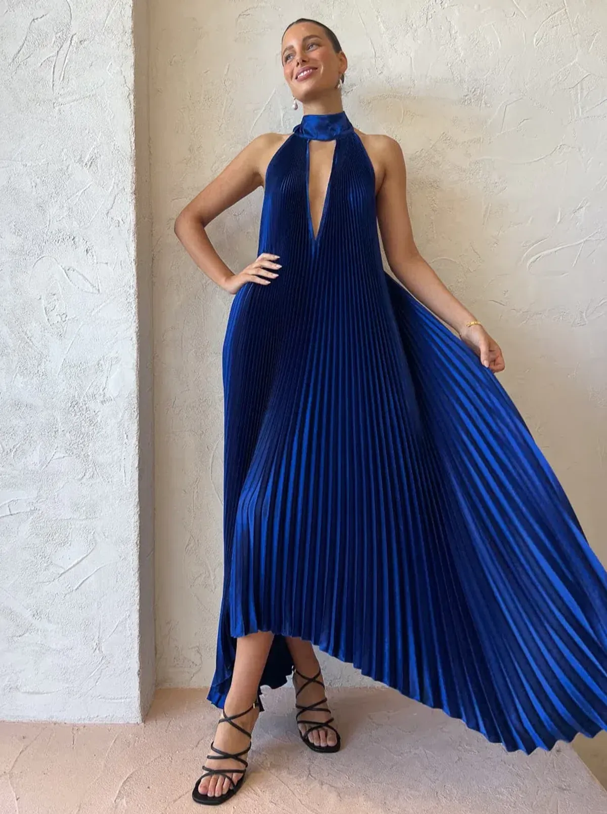 L'Idee Opera Gown in Regal Blue Size 10 / M - Image 1