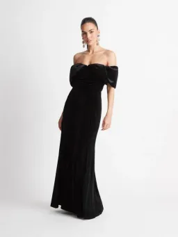Sheike Vanity Velvet Gown Black Size 10 for rent on The Volte - image 1