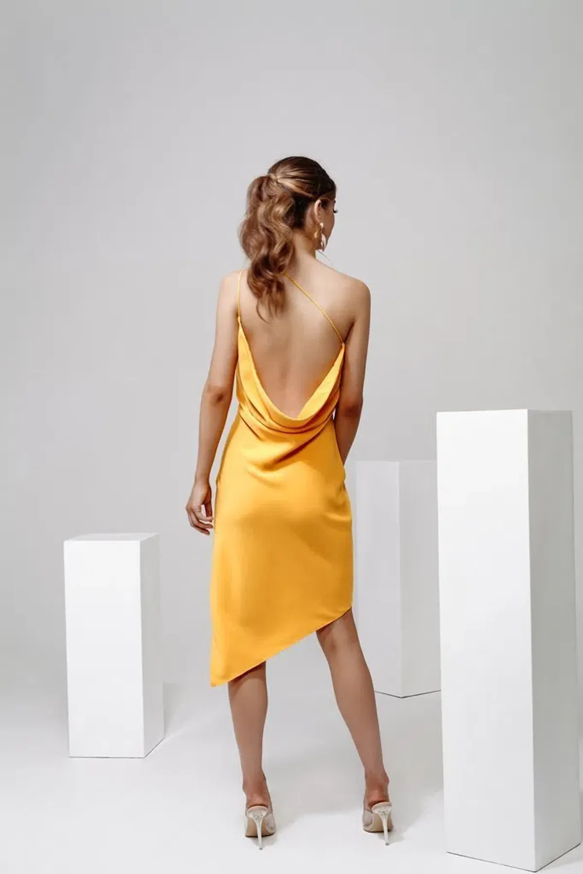 Derma Department Anya Dress Orange Size 6 - Image 2