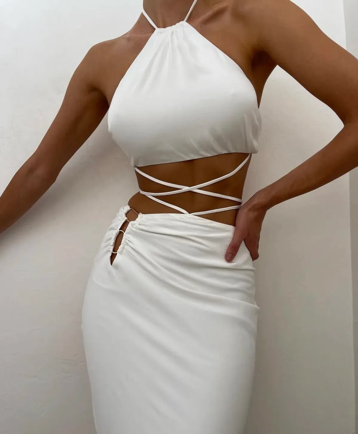 MESHKI Leanne Halter Tie Front Midi Dress White Size 6 - Image 2